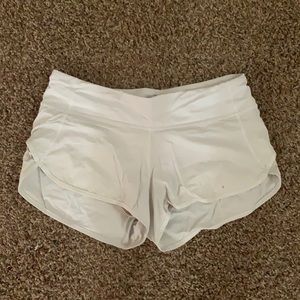 lululemon white running shorts size 6